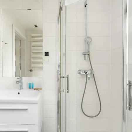 Апартаменты Lindego Park Comfy By Bookinghost *