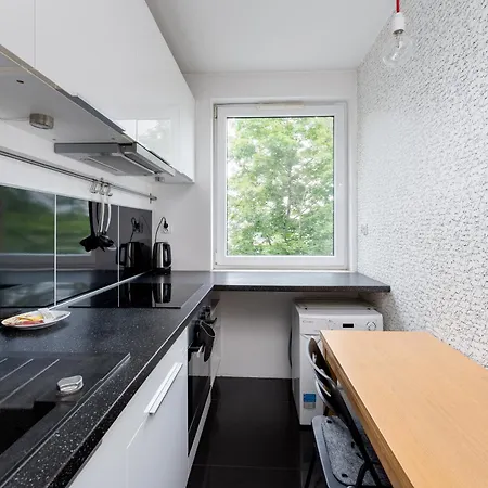 Апартаменты Lindego Park Comfy By Bookinghost